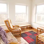 4 Bedroom House By Travel Lets Homes With Sea View Semesterbostad Carrigart