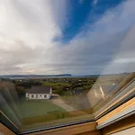 Semesterbostad 4 Bedroom House By Travel Lets Homes With Sea View