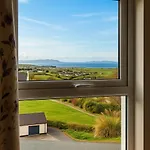 Tatil Evi 4 Bedroom House By Travel Lets Holiday Homes Carrigart With Sea View